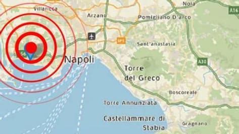 erdbeben italien neapel aktuell